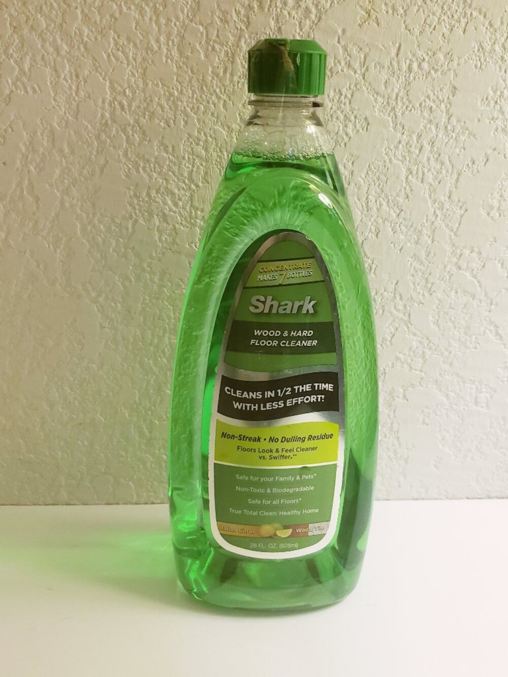 Shark Wood/Hard Floor Cleaner Italian Citrus Concentrate 28oz New Discontinued